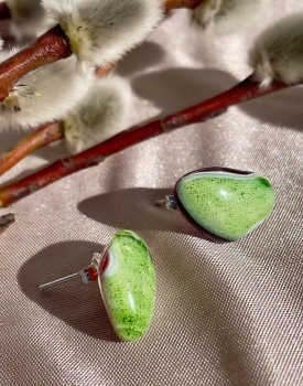 Glass button earrings green